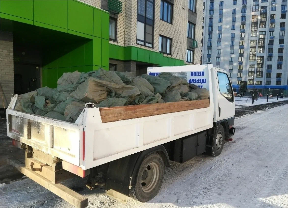 Вывоз мусора грузовым фургоном 3 тонны в Челябинске — цена от 1392 руб., ПроМусор