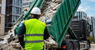 Вывоз строительного мусора в Челябинске: услуги лицензированной компании — ПроМусор